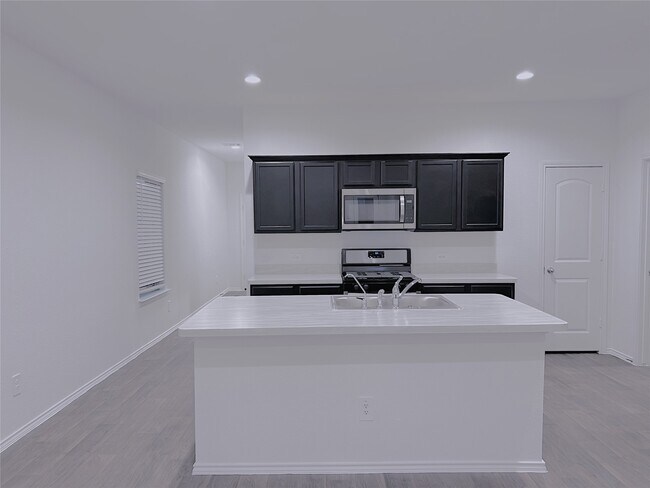 Foto del edificio - 14866 Cypress Holw Dr