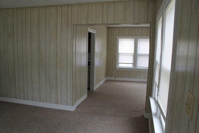 Foto del edificio - 471 Elm Ave