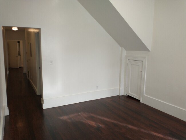 Building Photo - 1688 12th St