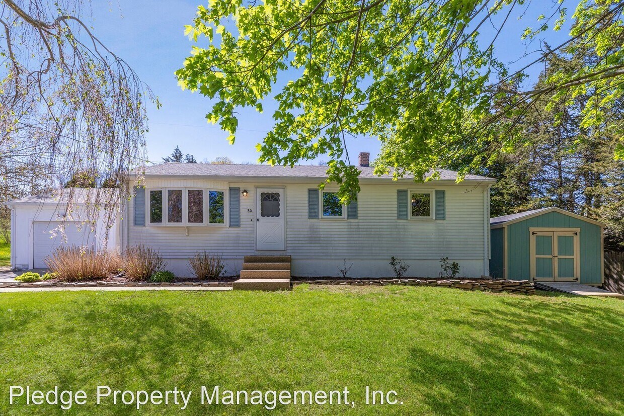 Foto principal - 3 br, 1 bath House - 30 Beechwood Blvd.