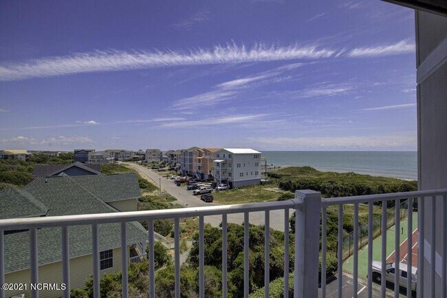 Foto del edificio - 2000 New River Inlet Rd