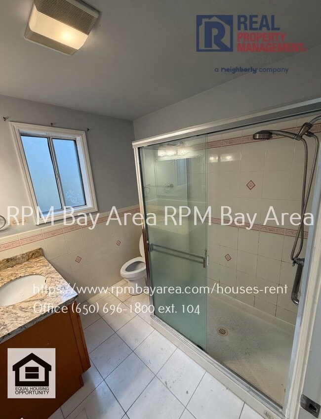 Foto del edificio - Charming 3-Bedroom, 2-Bath Single-Family Home for Rent in Daly City!