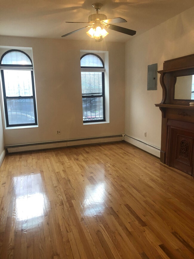 Living Room - 307 W 146th St