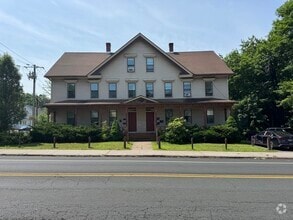 Building Photo - 131 Union St