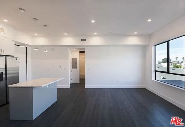 Building Photo - 5254 Denny Ave