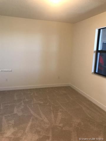 Foto del edificio - 10455 NW 82nd St