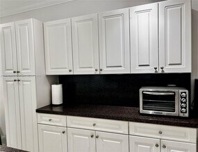 Building Photo - 2200 S Ocean Dr