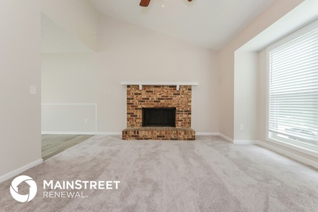 Building Photo - 4082 Sweet Water Ct SE