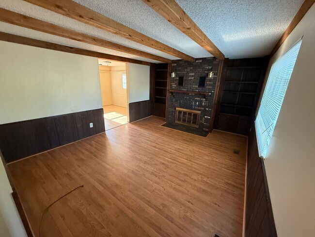 Foto del edificio - 13445 Green Cir