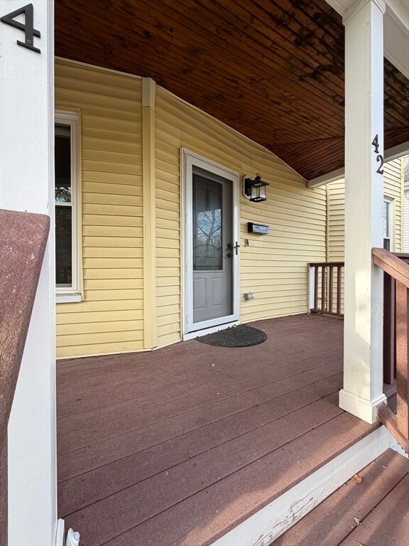 Building Photo - 42 Fairview St