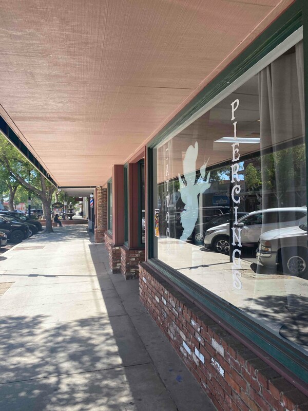 Building Photo - 312 W D St