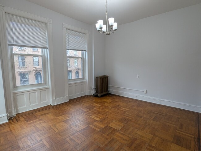 Building Photo - 409 Clinton St