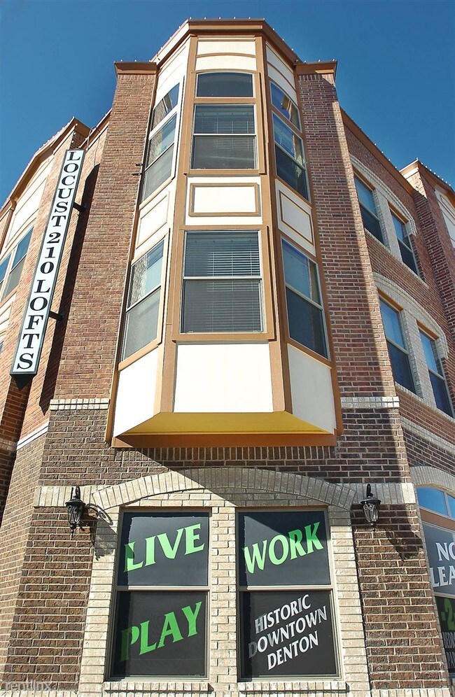 Foto del edificio - 210 S Locust St