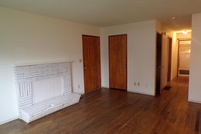 Building Photo - 3709 M St
