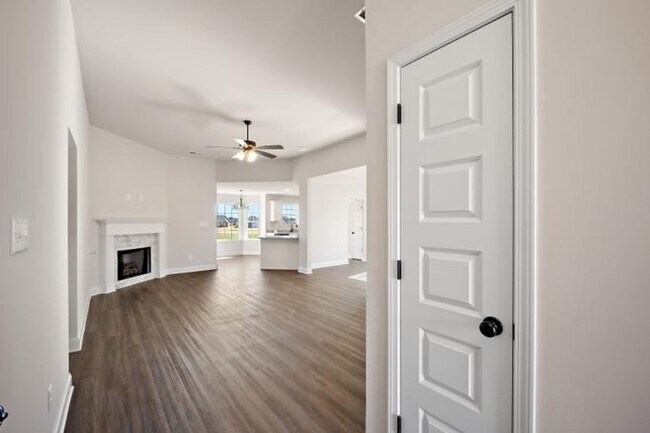 Building Photo - 13836 Molly Madeline Ln