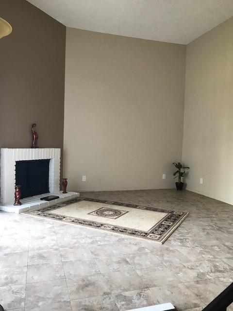 Foto del edificio - 1440 W Village Ln