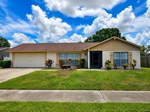 Building Photo - 12412 Cardiff Dr