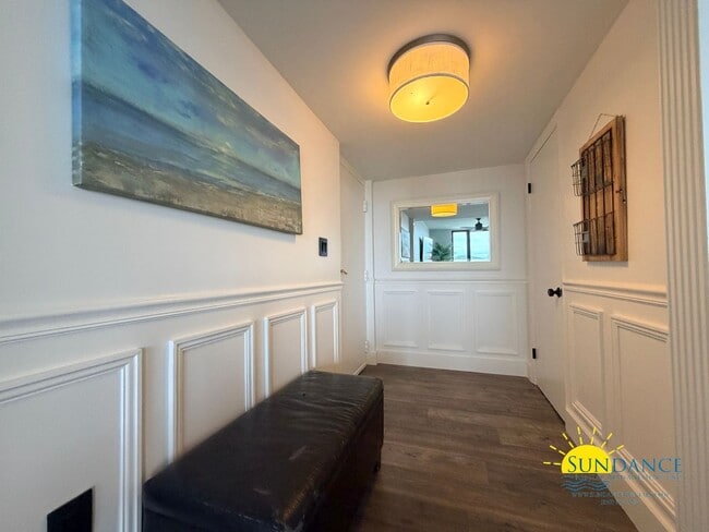 Building Photo - Furnished/Unfurnished 2 Bedroom Unit in Destin-with Beach Access!