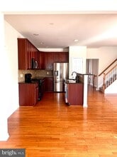 Building Photo - 25205 Larks Terrace