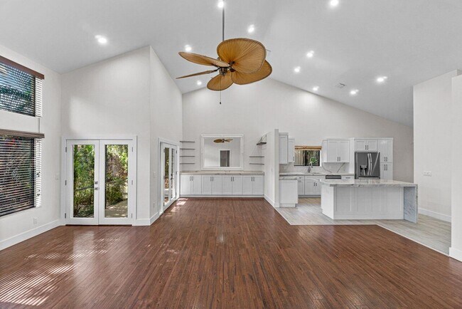 Foto del edificio - 724 Saint Albans Dr