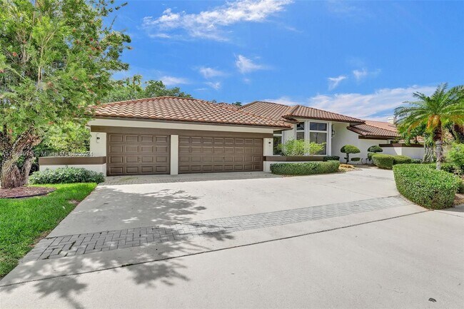 Building Photo - 375 Alexandra Cir