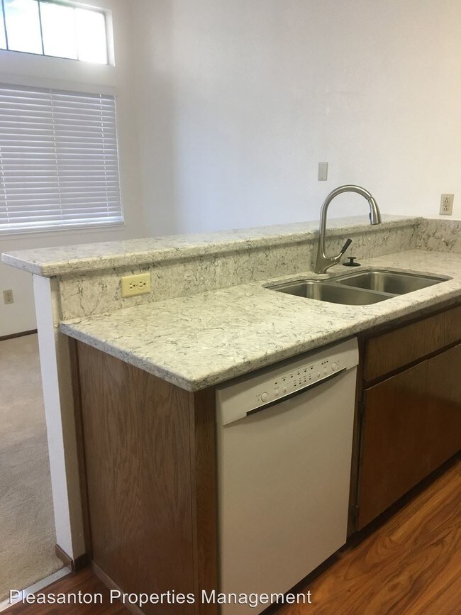 Foto del edificio - 3 br, 2 bath House - 2061 Fostoria Circle
