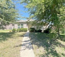 Building Photo - 1616 Logan Dr