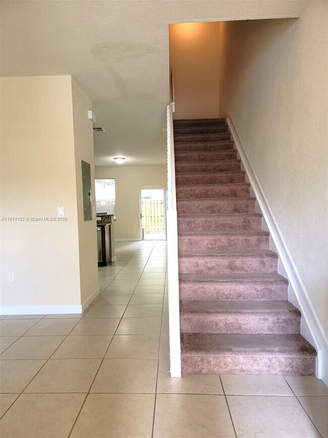 Foto del edificio - 9031 SW 227th St