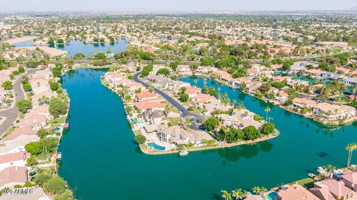 Primary Photo - 1516 E Treasure Cove Dr