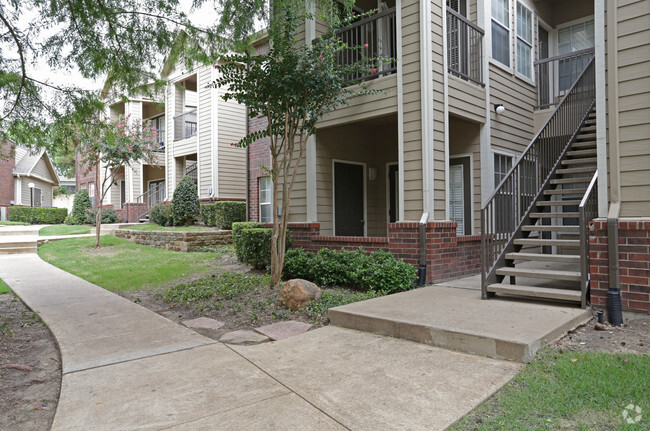 Westcreek Ranch - Larkin Apartment Homes