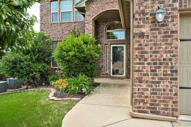 Building Photo - 9604 Squire Ln