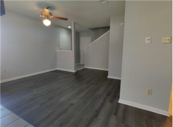 Foto del edificio - 8705 Schick Rd