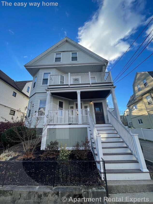 Large 2BR 10 Mins to Davis Sq 2 Parki... Townhouse for Rent in