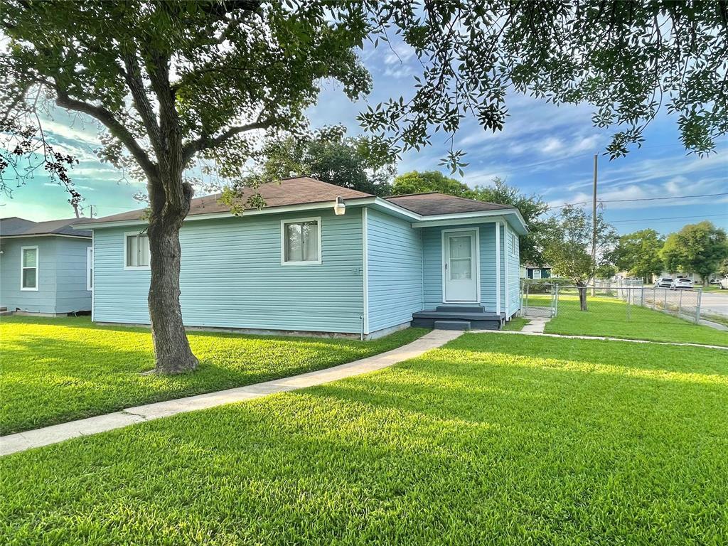 1502 W 7th St, Freeport, TX 77541 House Rental in Freeport, TX