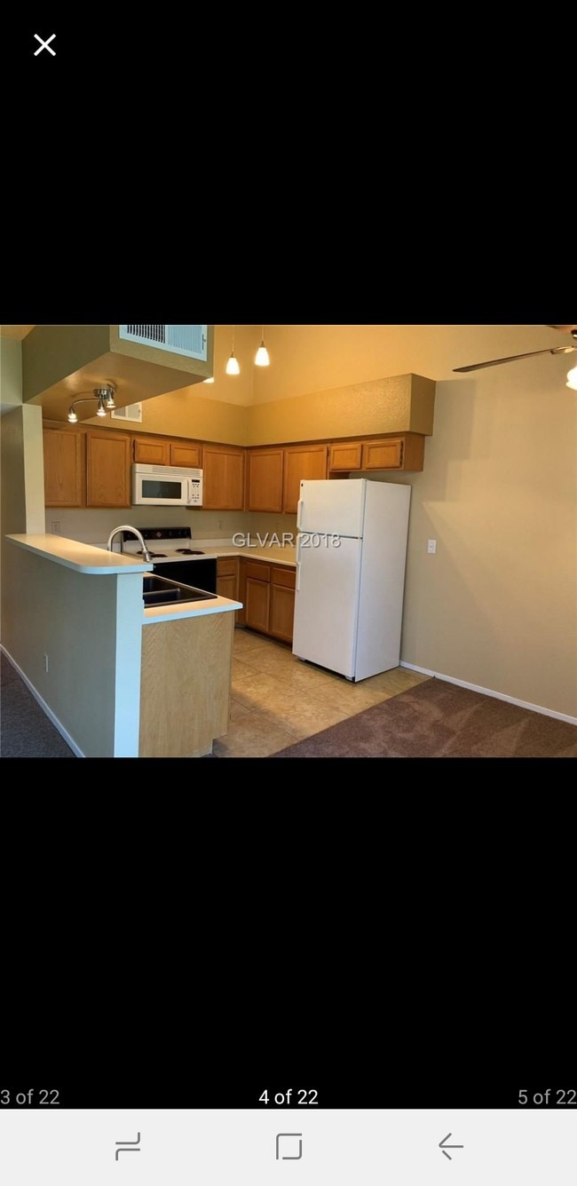 Building Photo - 1575 W Warm Springs Rd