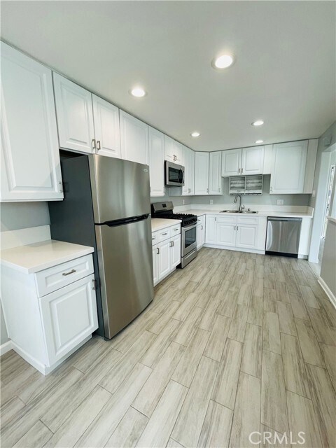 Building Photo - 1718 W 247th Pl