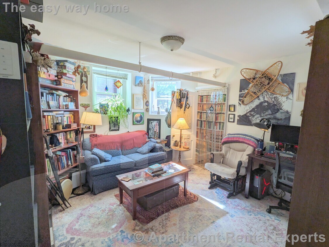 Foto principal - 331 Harvard St