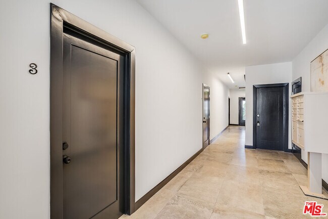 Building Photo - 151 N Swall Dr