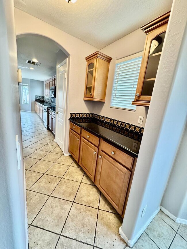 Foto del edificio - 10502 W Edgemont Dr