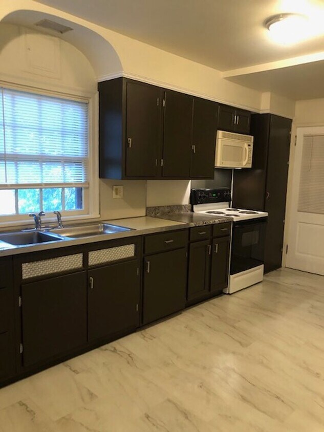 Foto principal - 1700 WAYNE STREET