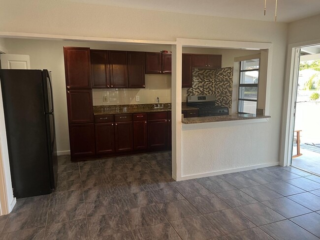 Foto del edificio - 1202 S M St