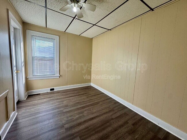 Foto del edificio - 1339 Kansas St