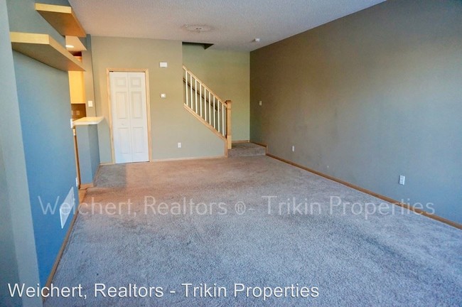 Building Photo - 12130 Vermillion St NE