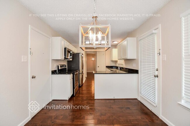 Foto del edificio - 1001 Windsor Ln