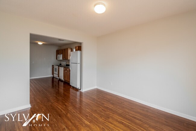 Foto del edificio - Prepare to fall in love with this 3 bedroo...