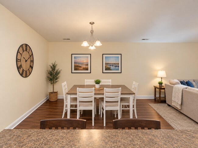 Foto del edificio - 3246 Green Valley Rd