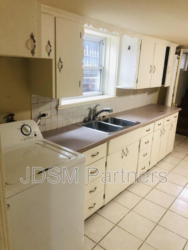 Foto del edificio - 3319 Lowell Blvd