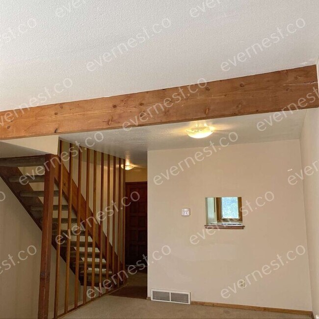 Building Photo - 3316 Hickok Pl