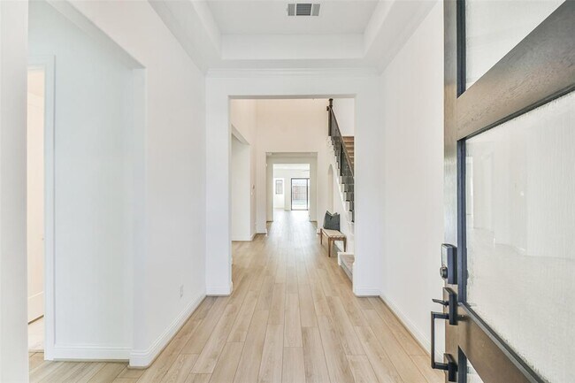Building Photo - 28207 Cedar Peak Dr