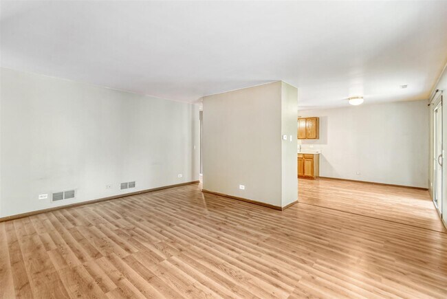 Building Photo - 414 Heine Ave